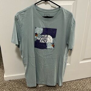 North Face men’s t-shirt